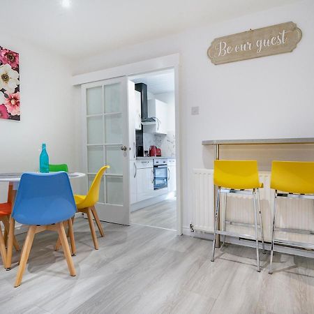 Pass The Keys - Bright & Airy 2Br 2Bath Apt In Perfect Location Belfast Bagian luar foto