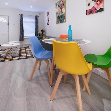 Pass The Keys - Bright & Airy 2Br 2Bath Apt In Perfect Location Belfast Bagian luar foto