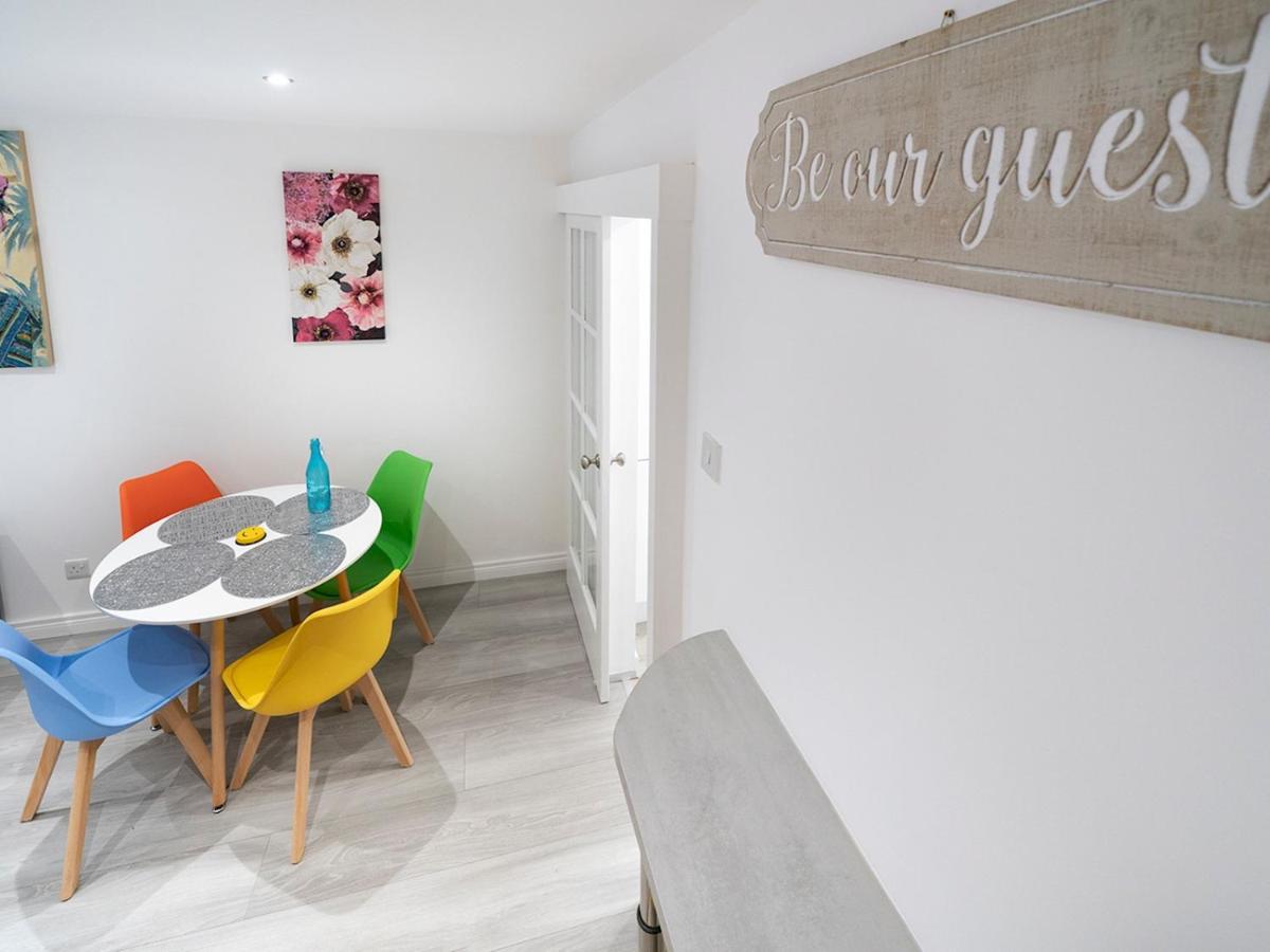 Pass The Keys - Bright & Airy 2Br 2Bath Apt In Perfect Location Belfast Bagian luar foto