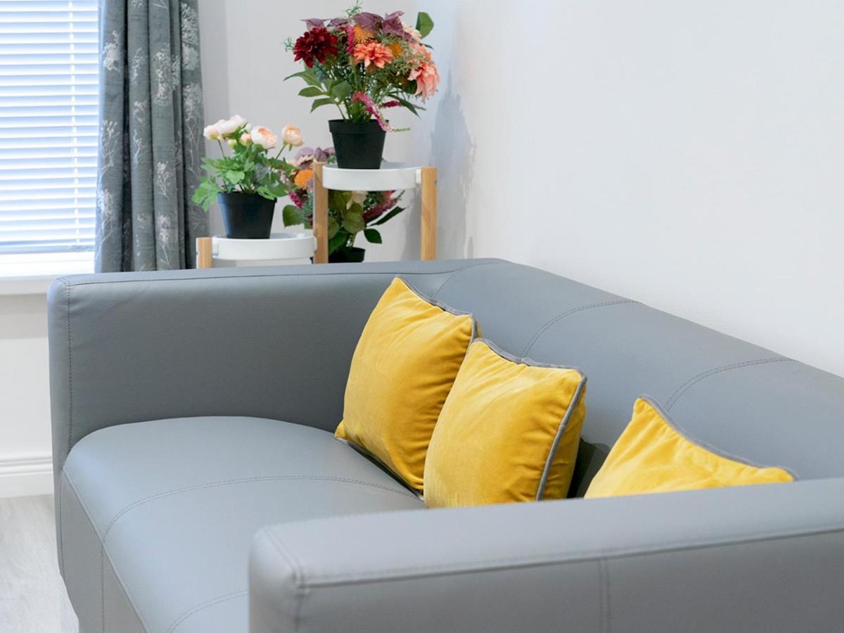 Pass The Keys - Bright & Airy 2Br 2Bath Apt In Perfect Location Belfast Bagian luar foto